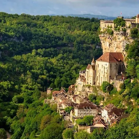 Joli Lumineux Au Calme, Wi-fi, Parking דירה קאור